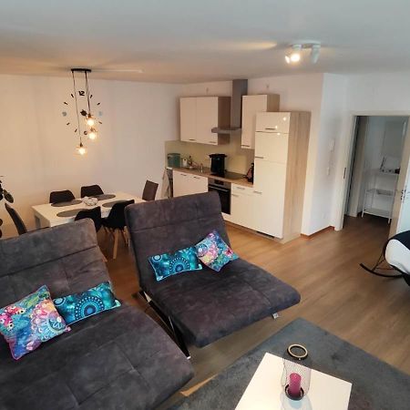 Wohnung In Muelheim-Kaerlich Buitenkant foto