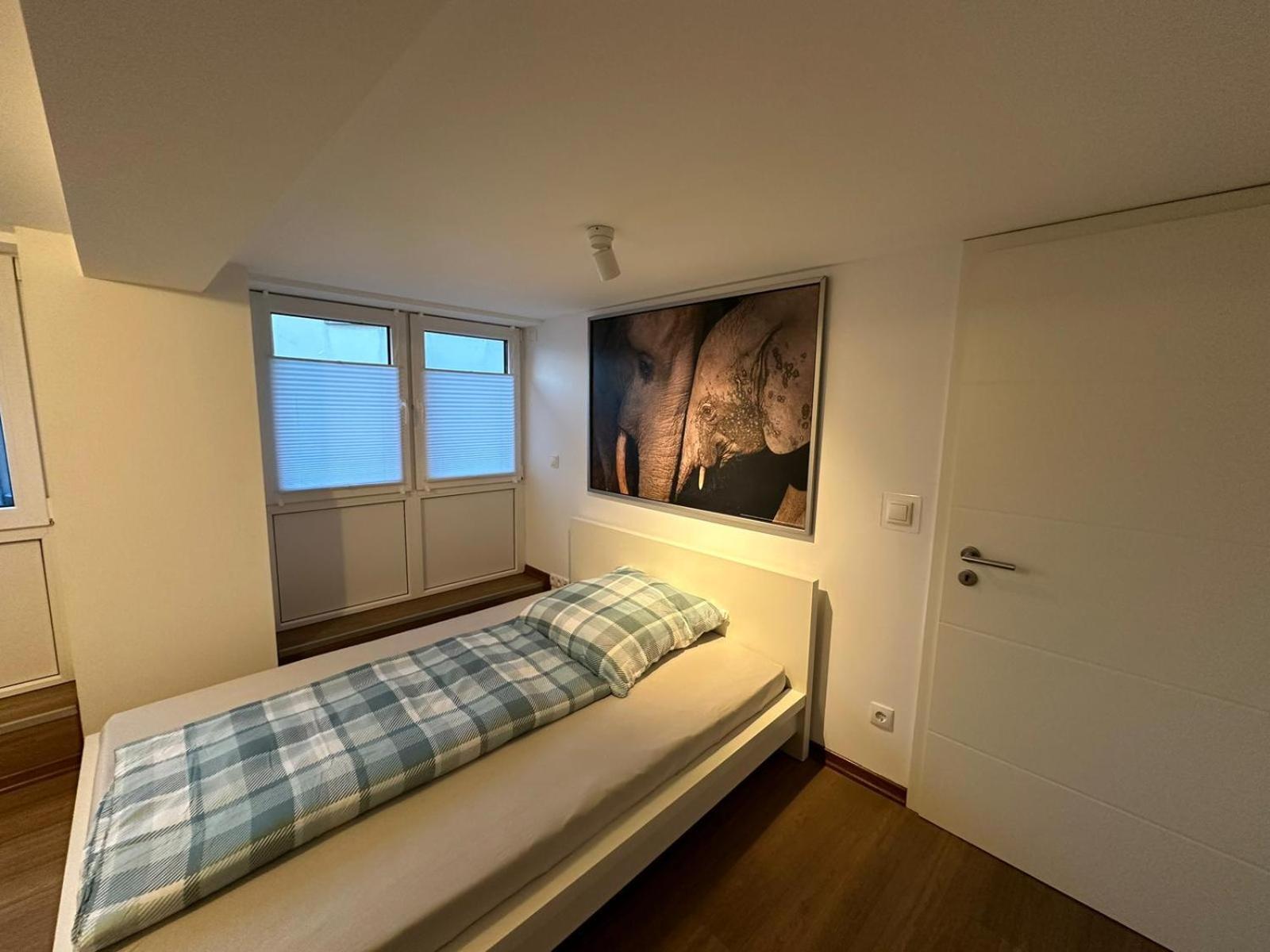 Wohnung In Muelheim-Kaerlich Buitenkant foto